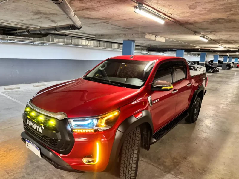Toyota Hilux 2.8 Cd Srv 177cv 4x2 At