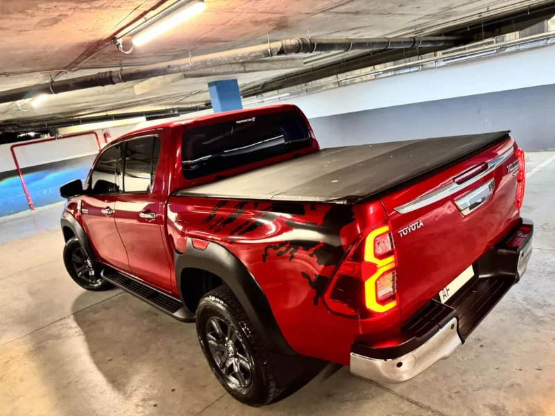 Toyota Hilux 2.8 Cd Srv 177cv 4x2 At