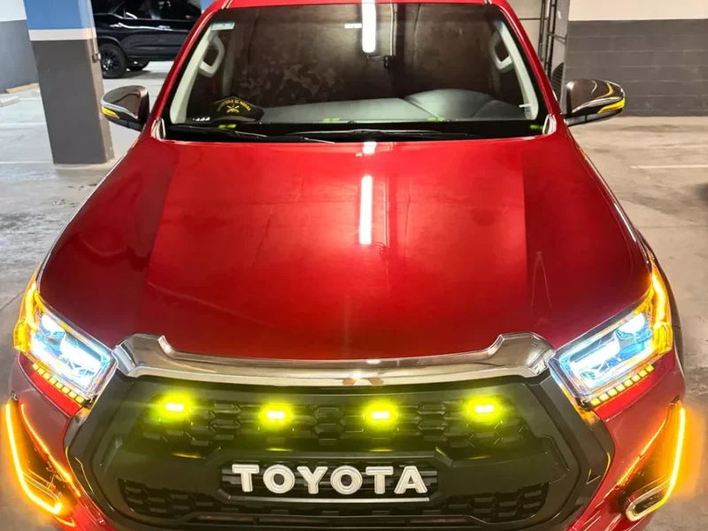 Toyota Hilux 2.8 Cd Srv 177cv 4x2 At