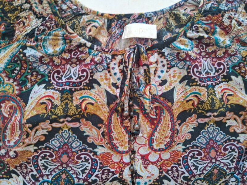 Remera estilo Hindu con manga larga