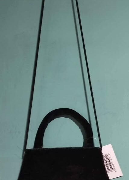 Cartera para fiesta , nueva sin uso,